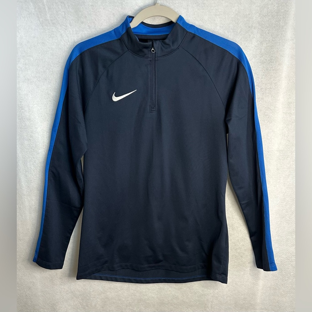 Nike Women’s Navy Dri-Fit Pullover Top